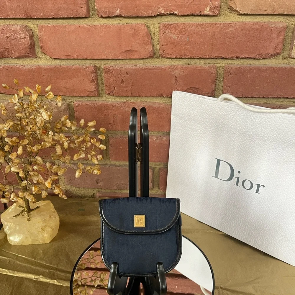 🔥Dior 🔥Dark 🔥Blue 🔥Pouch / coin purse with Gold Accent.